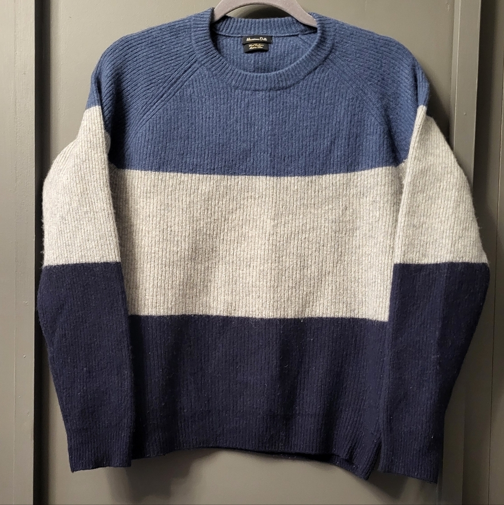 Massino DuttiMen's L Blue and Grey Crewneck Sweater